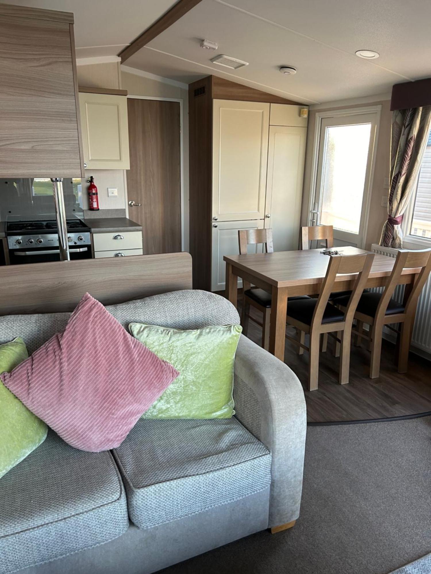 3 Bedroomed Caravan With Amazing Sea Views! Scarborough Bagian luar foto