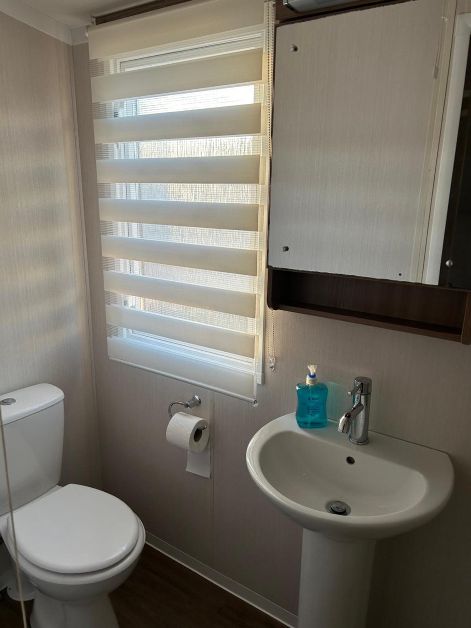 3 Bedroomed Caravan With Amazing Sea Views! Scarborough Bagian luar foto